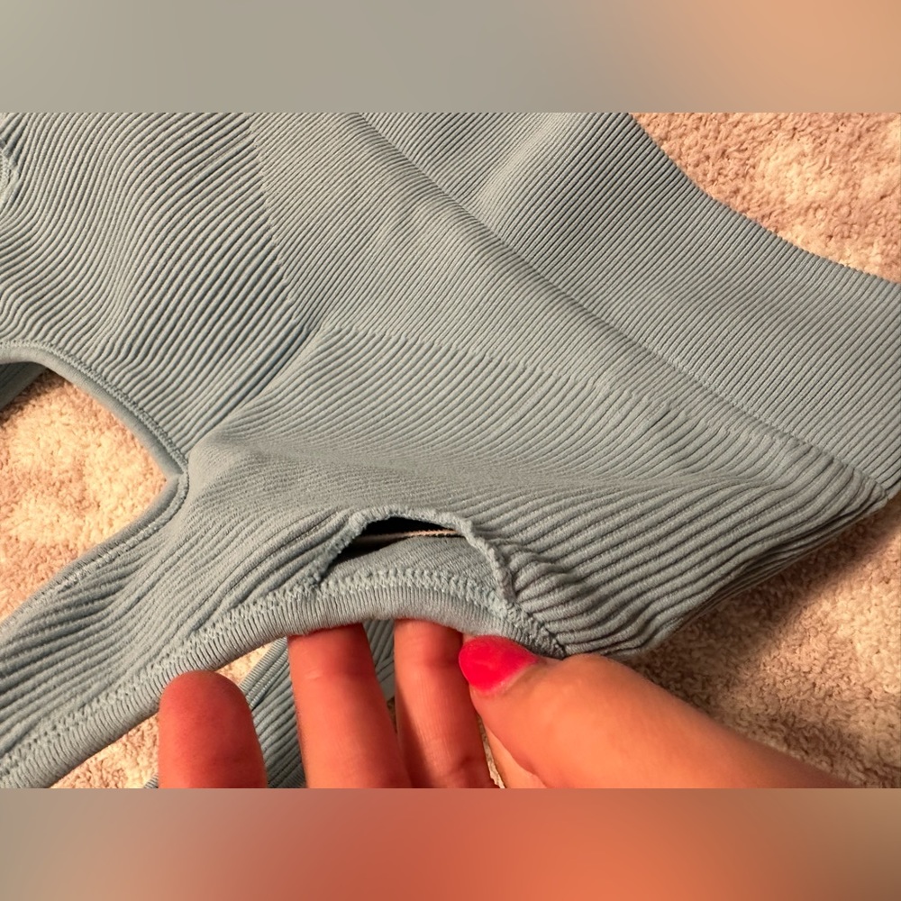Amazon two piece workout set - Picture 6 of 7